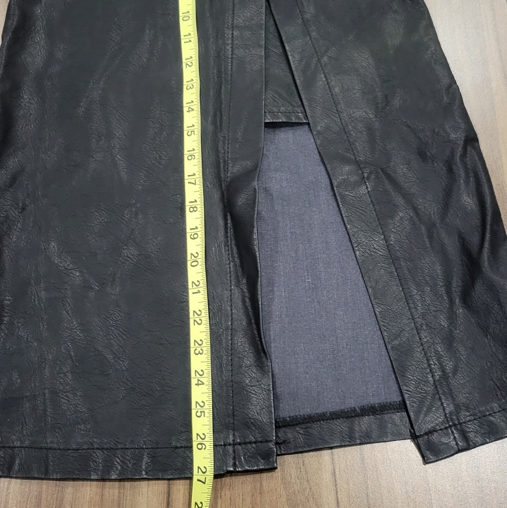 Storets Black Faux Leather Wrap Pencil Skirt Size XS - Picture 4 of 9